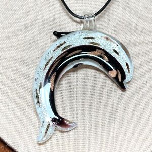 Superb Artisan Glass Dolphin Pendant Necklace